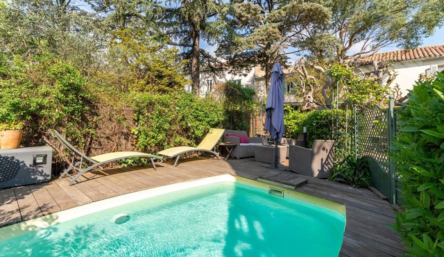 Apartment 'Studio De Charme À Avignon' with Private Pool, Private Garden and Wi-Fi