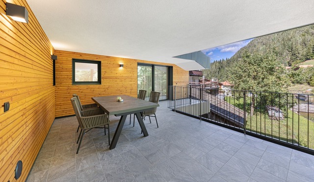 Apartment UB31 Two with Mountain View, Sauna & Wi-Fi
