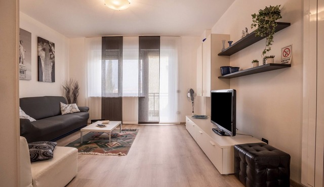 Apartment "Verde House 2" with Mountain View, Balconies, Shared Garden & Wi-Fi