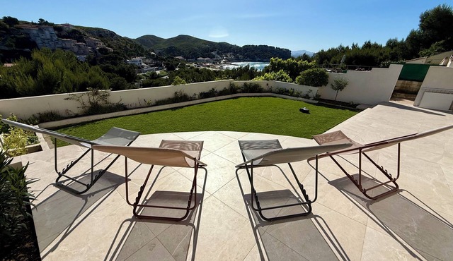 Apartment with ocean view, sleeps 8 - Les Restanques