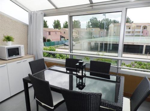 Appartement Climatisé 6 Couchages avec Mezzanine, Piscine et Parking Privé à Marseillan - FR-1-326-452