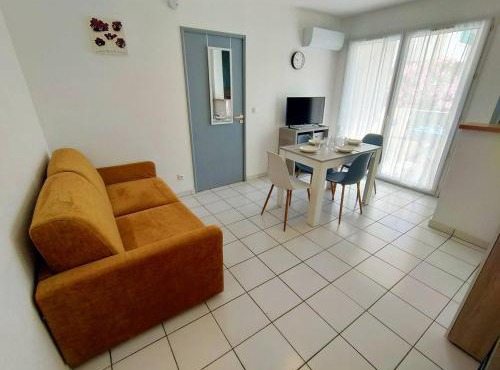 Appartement T2 parking climatisation, lumineux et moderne - 4VOIL245 -