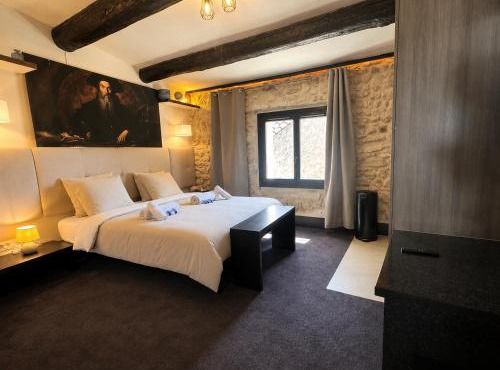 Auberge Nostradamus, Appartement 4