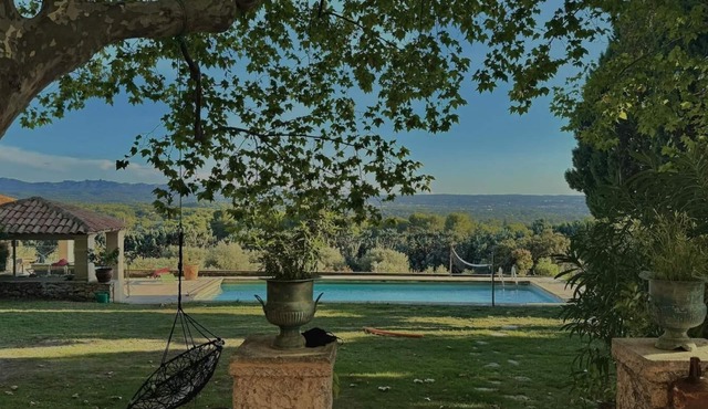 Bastide Familiale with Swimming Pool, Tennis, & Pétanque - Aix-en-Provence