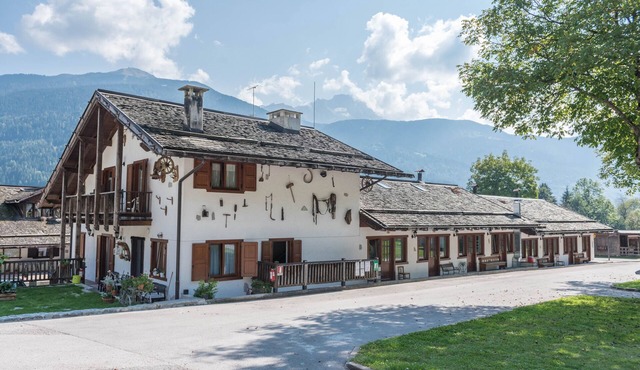 Beautiful 'Adamello 12' Apartment with Wi-Fi