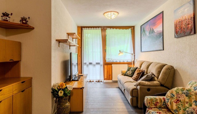 Beautiful apartment for 6 guests with WIFI, TV, patio and panoramic view