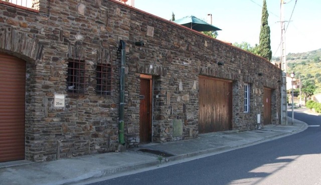 Beautiful Collioure Villa with superb large terrace and Pool 9m X 4m
