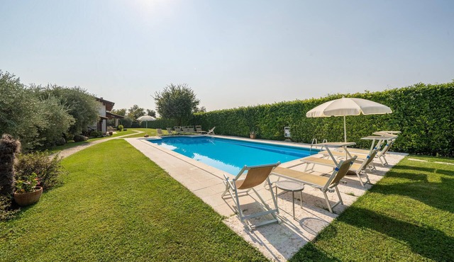 Beautiful home in Caprino Veronese VR with WiFi