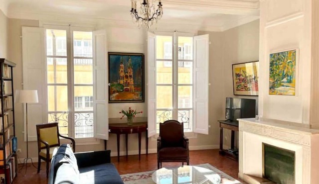 Bel Appartement Centre Historique