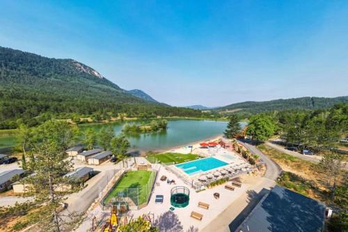 Camping 4 étoiles - Piscine - ccbgbac