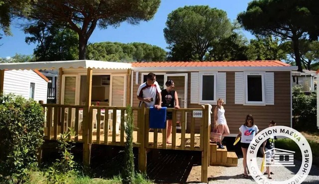 Camping Montana Parc - Gassin Gulf of St Tropez * - Mobil Home Luxury 4 Rooms 6 Persons Air-conditioned + TV