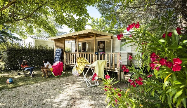 Campsite Flower le Saint Michelet* - Mobile home Riviera Confort 3 rooms 4 people Air-conditioned