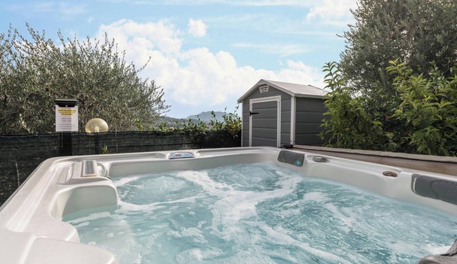Casa Anna with Mountain View, Terrace, Whirlpool & Wi-Fi