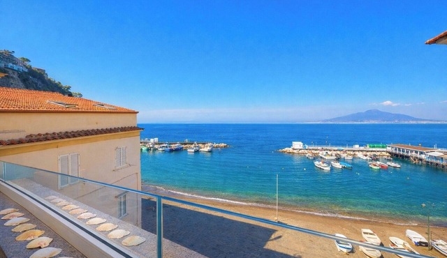 Casa Del Porto, Sea View Sorrento Apartment