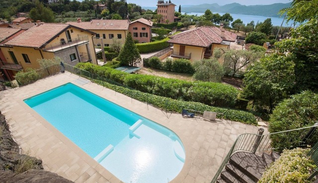 Casa Minerva - family apartment with 2 pools