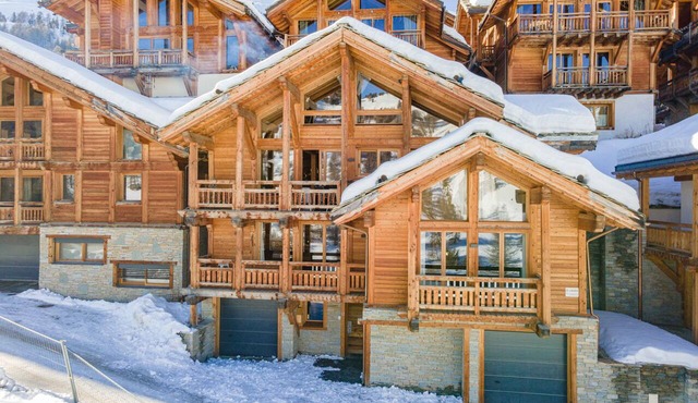 Catawa Chalet · Luxury & Mountains · Vars 2000