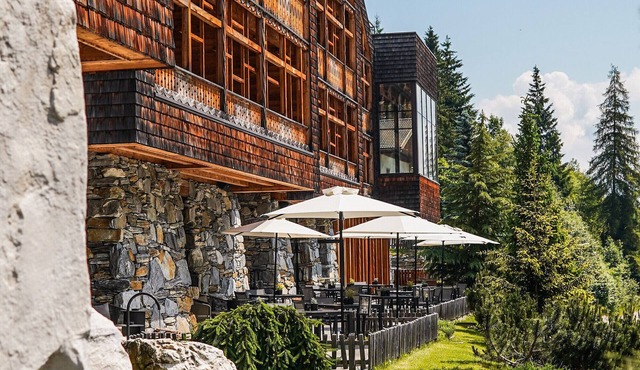 Chalet 'Tenne Chalet' with Mountain View, Shared Pool & Wi-Fi