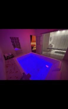 Chambre Romantique & Spa-Balnéo