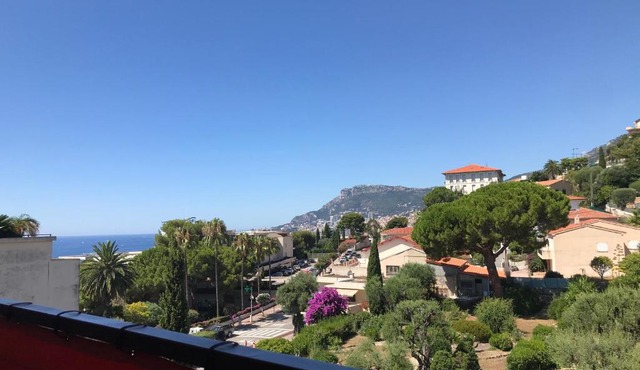 Charmant 2 Pièces Vue sur Mer et MONTE-CARLO à ROQUEBRUNE CAP MARTIN
