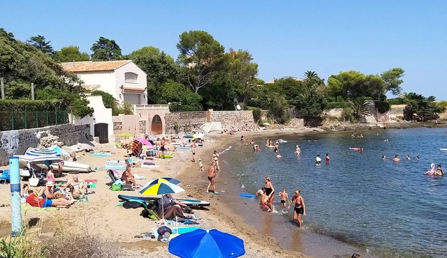 Charming Apartment Just 200 m from the Sea – Saint-Aygulf, French Riviera