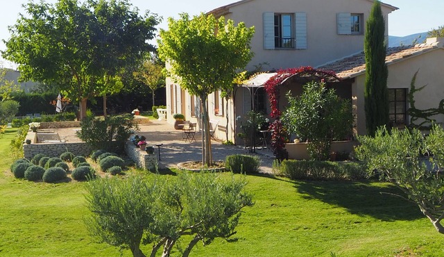 Charming house on the Luberon châteaux route