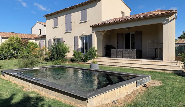 Charming villa including 3 bedrooms with 140cm beds, a master bedroom with 160cm bed