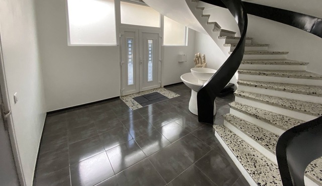 COMFORT 120 M2 APARTMENT WITH GARAGE IN THE TOWN CENTER OF EMRUN