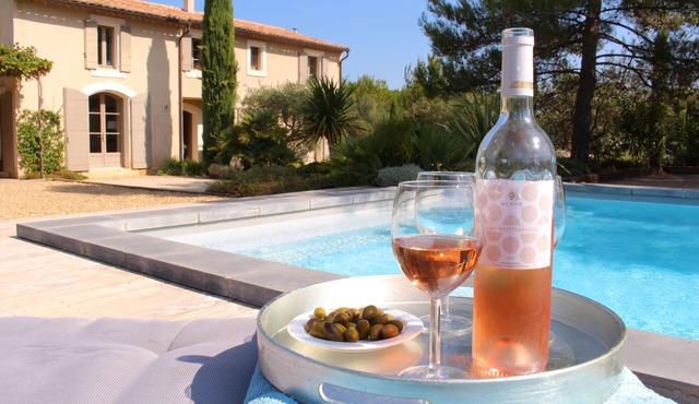 Corner of paradise with beautiful views of the Alpilles
