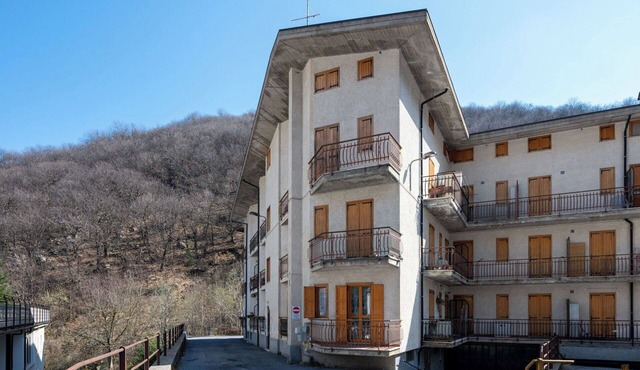 Cosy apartment for 4 people with TV and balcony
