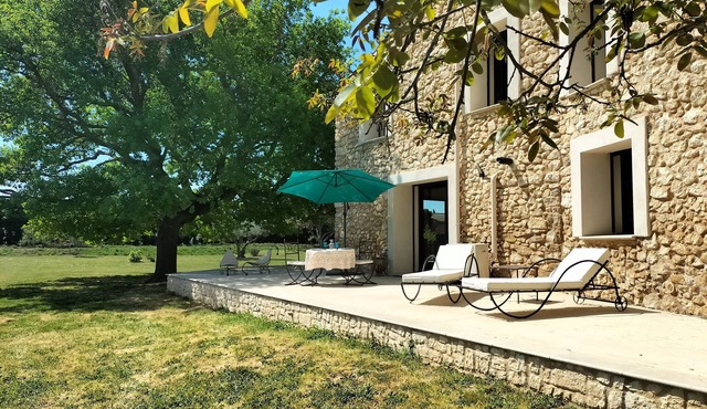 Cottage Relaxant Pour 2 Personnes au Cœur du Luberon