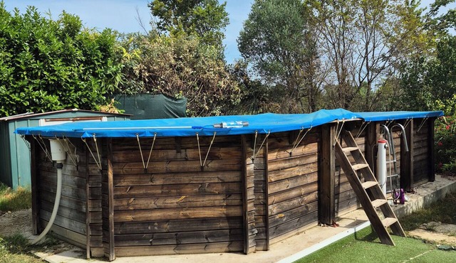 Country house with pool near Montpellier
