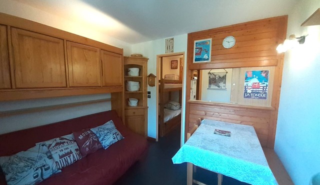 Cozy studio with WIFI and pets allowed in Valfréjus