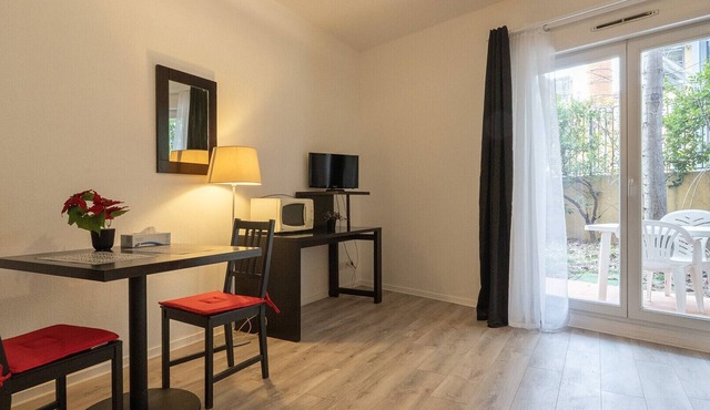 Cute Studio for 2 People with a Terrace