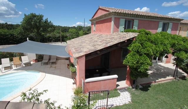 Die Gîtes de Bel-Air im Luberon in der Provence by Interhome