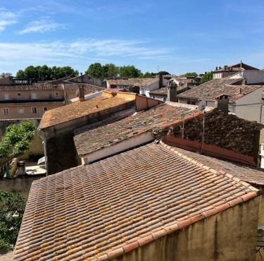 Duplex lumineux l 2 ch l balcon l climatisation l Idéal famille l Alpilles