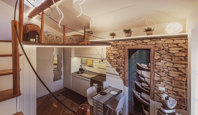 Duplex Studio Apartment with Parking and Bike Storage in Chiavari