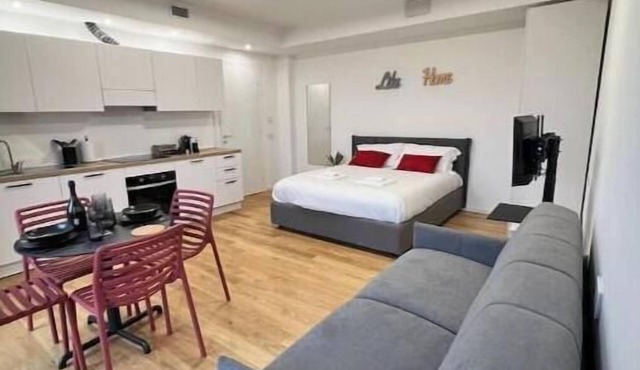Elegant Design Studio near the Historic Center | PrimeLoft Gobetti