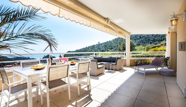 EZE VISTA AP4328 By Riviera Holiday Homes