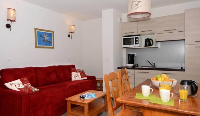 Fitness, swimming pool, tv, ski locker, 23m², Vars