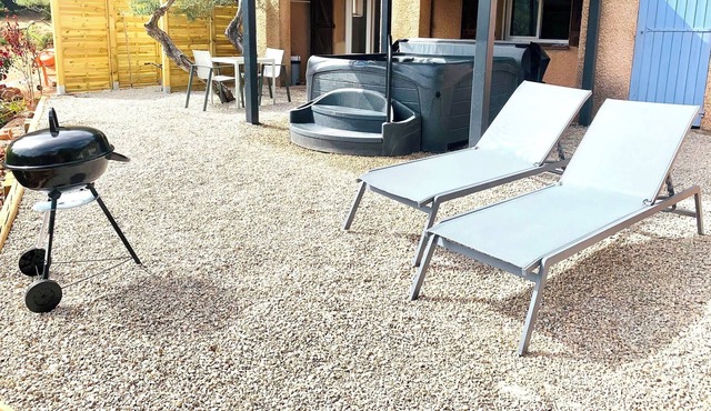 Gite Avec SPA Dans un Écrin de Verdure