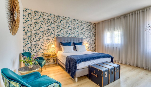 Guest Room “La Suite Azur” with Shared Terrace, Wi-Fi, and Air Conditioning