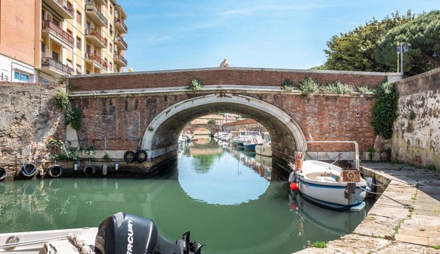 GuestHost - Little Venice Charming Flat with Canal View