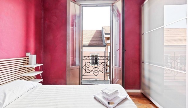 GuestHost - Spacious apartment equipped with all the main comforts located on the fourth floor of a building without a lift, it can accommodate up to 4/5 people!Close to Corso Buenos Aires, the famous shopping street in Milan, and the M1 Porta Venezia