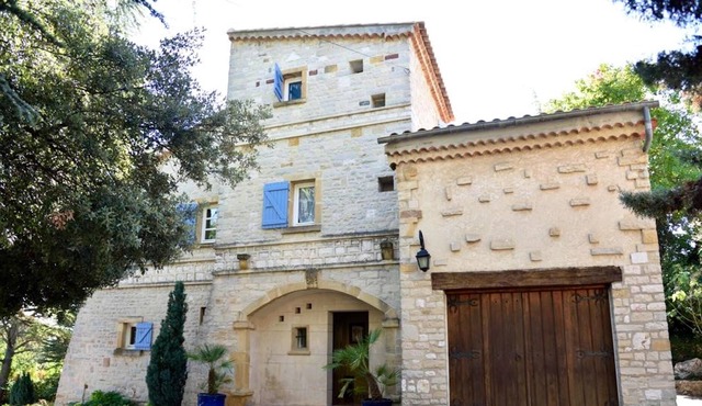 Homerez - Villa for 8 ppl. with swimming-pool at Saint-Maximin-la-Sainte-Baume