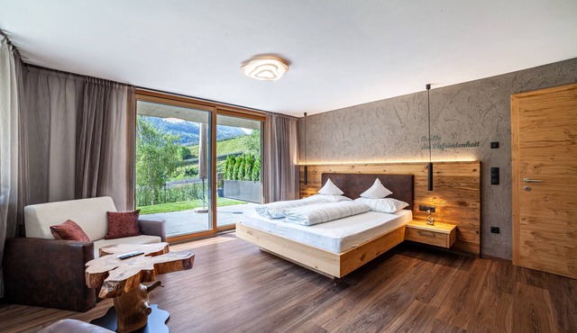 Holiday Apartment 'Chalet Riad 2' with Mountain View and Outdoor Whirlpool