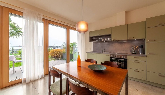 Holiday Apartment Vitus with Mountain View, Wi-Fi, Garden & Terrace