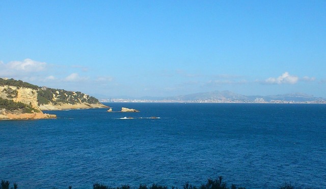 Holiday flat by the beach, with sea views that sleeps 4, 1 bedroom