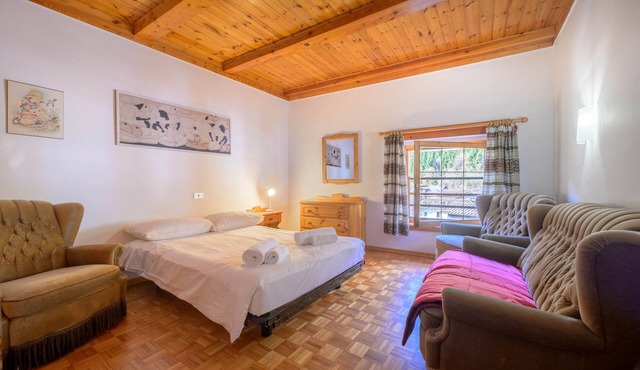 Holiday Home 'La Casa Di Nonno Giulio' with Mountain View and Wi-Fi