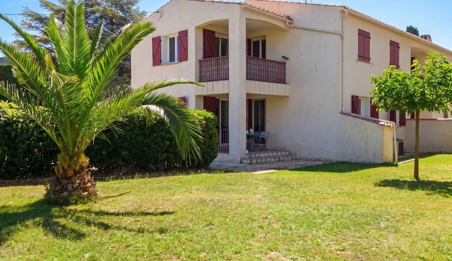 Homerez - Apartment in Saint-Cyr-sur-Mer