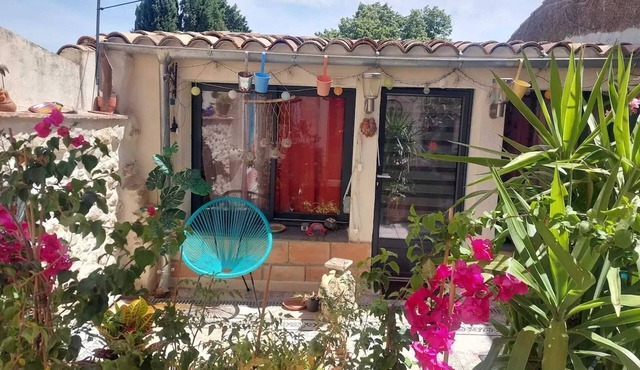 Homerez - Apartment in Roujan